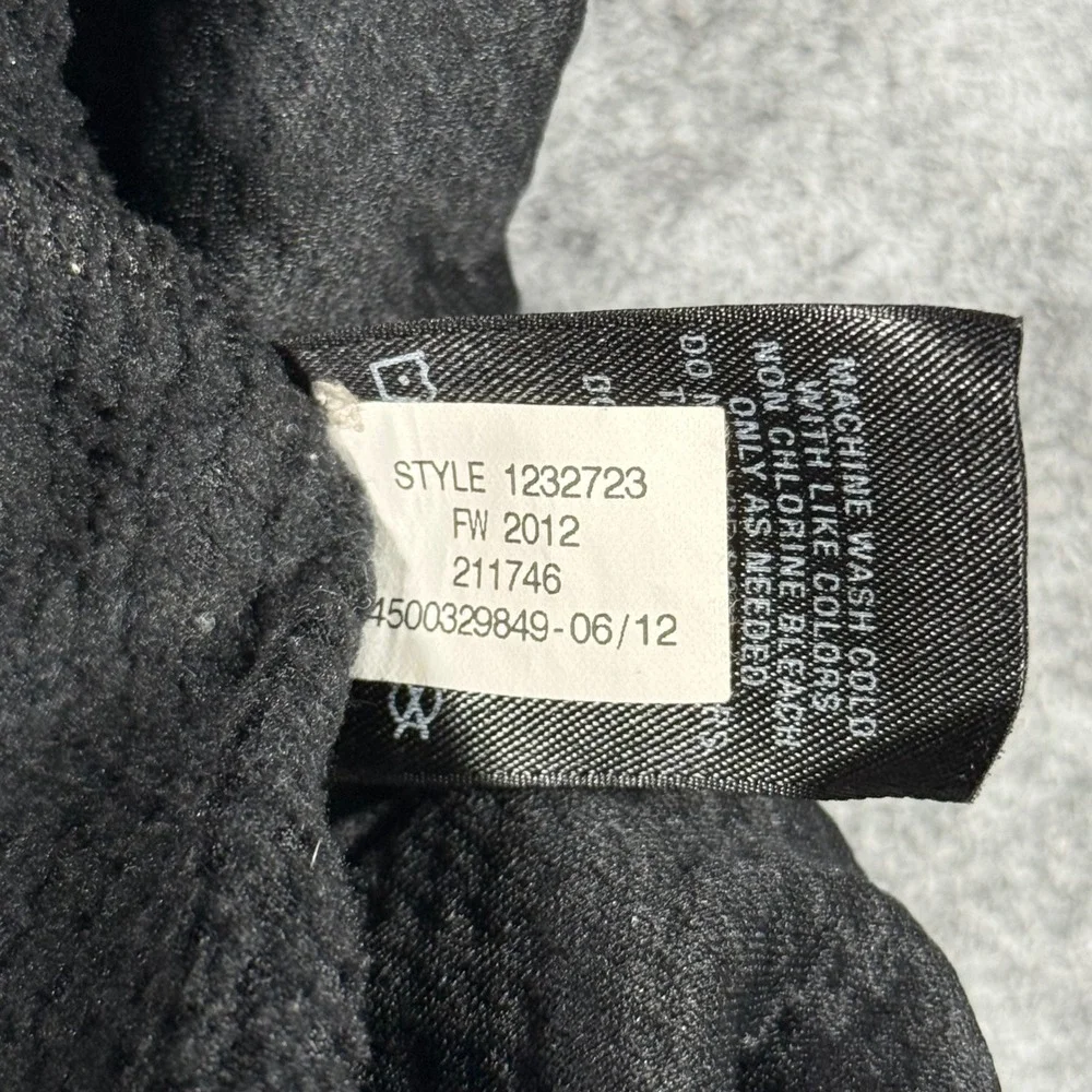 Under Armour Mens Hoodie Small Black Textured‎ Fleece Pullover 1232723 Loose Fit